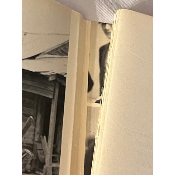 Freedomways, Vol. 8, No. 2 (Spring 1968) Vintage collectible - Picture 4 of 11